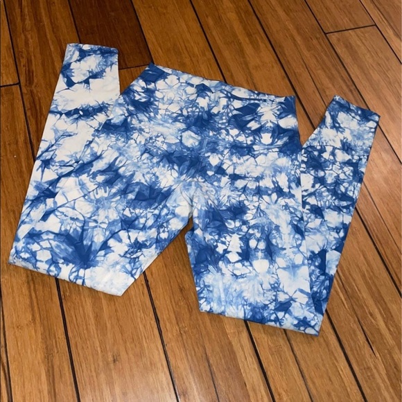 Lululemon Leggings - Picture 1 of 6